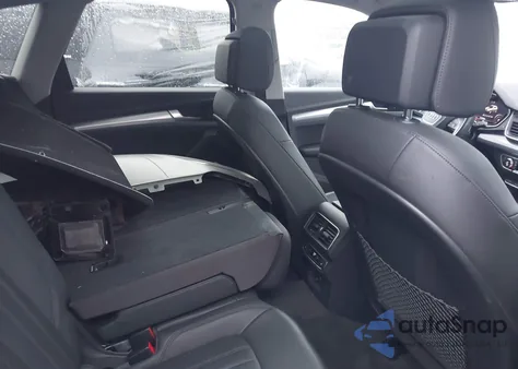 2018 Audi Q5 2.0T Premium/2.0T Tech Premium из США, поврежденный, VIN WA1BNAFY2J2206613